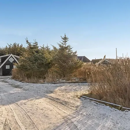 Oskar - 300m From The Sea By Interhome Harboør