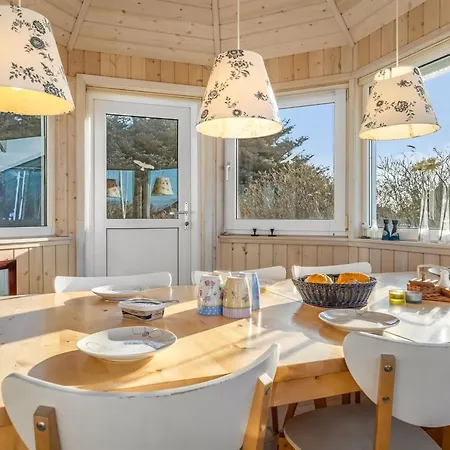 Holiday home Oskar - 300m From The Sea By Interhome Harboor