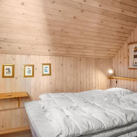 Oskar - 300m From The Sea By Interhome *