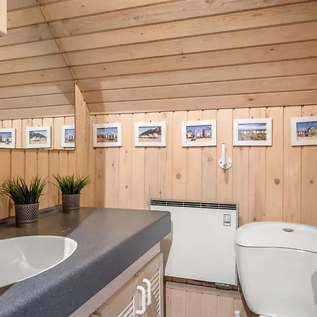 Oskar - 300m From The Sea By Interhome Semesterbostad